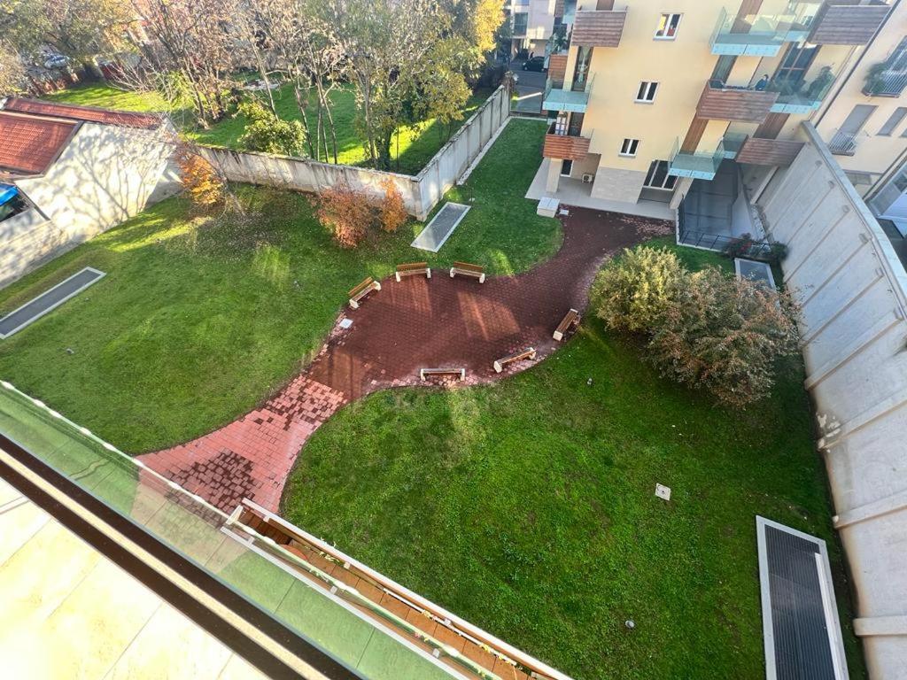 Domusmi - Nuvolone-7 Apartment Милано Екстериор снимка